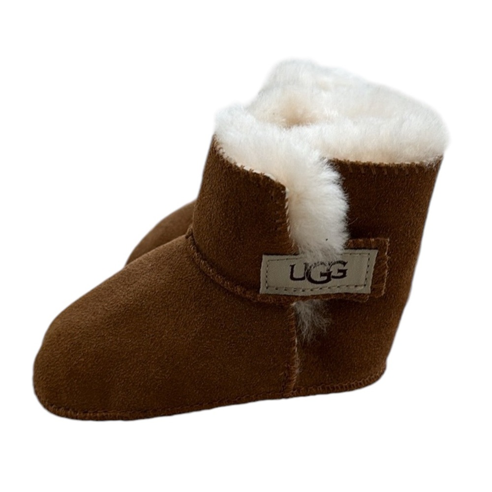 UGG, toddler size medium - Picture 3 of 5